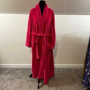 Women’s Plush Soft Warm Hot Pink Warm Cozy Soft Bathrobe 100% Polyester Size 1x